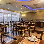 Hotel Grand Work & 4*