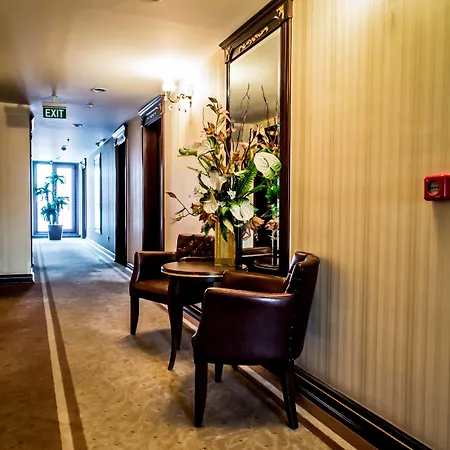 מלון Grand Work &