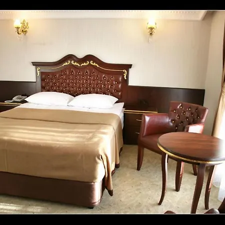 מלון Grand Work &