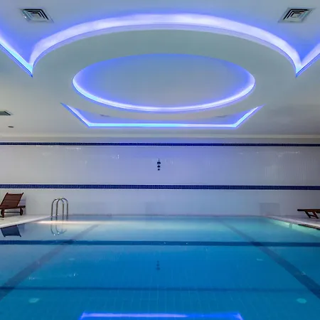 Szálloda Grand Work &