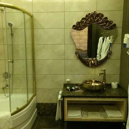 Grand Work & فندق