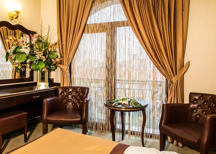 Hotel Grand Work & 4*